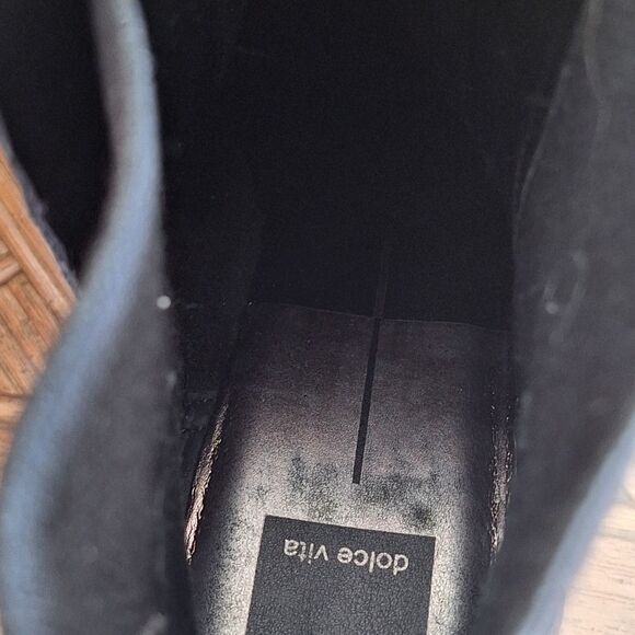 Dolce Vita Huey Lugged Chelsea Ankle Boot Black Exotic Croc size 10 Women's EUC - Picture 10 of 12